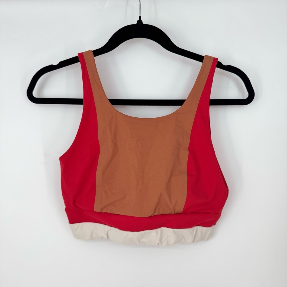 VAARA Multi Colored Panel U Neck Sleeveless Sports Bra